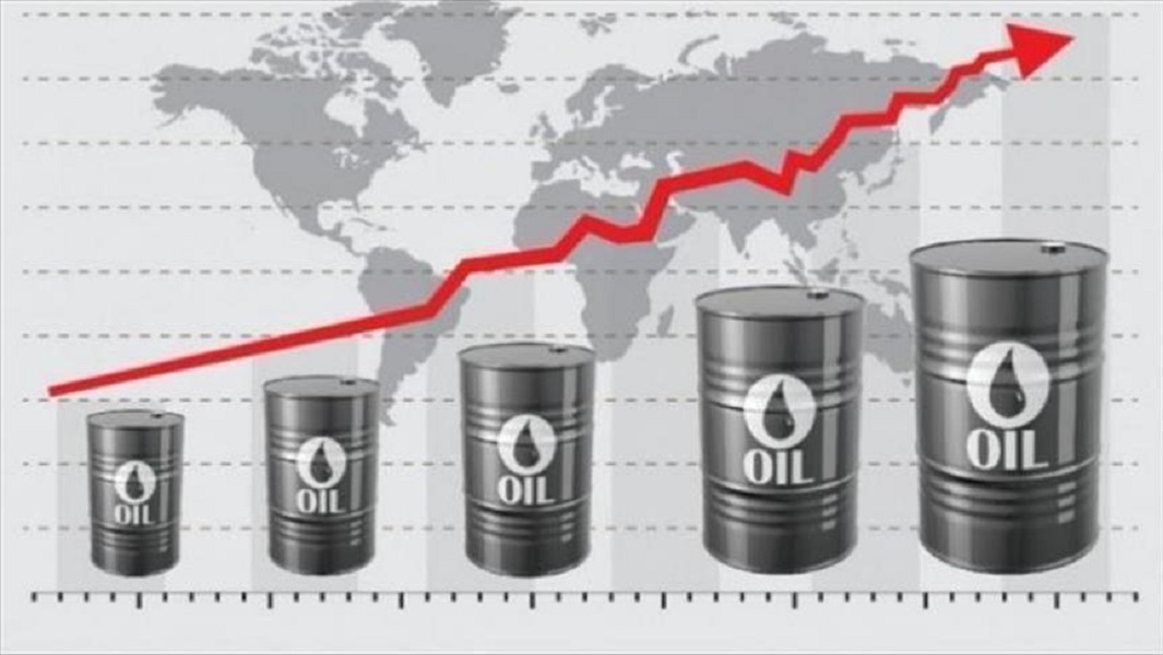 أسباب استقرار سعر النفط الخام قبيل صدور بيانات مهمة