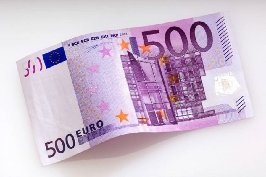 اليورو دولار وسط ترقب وحذر يسود الأسواق