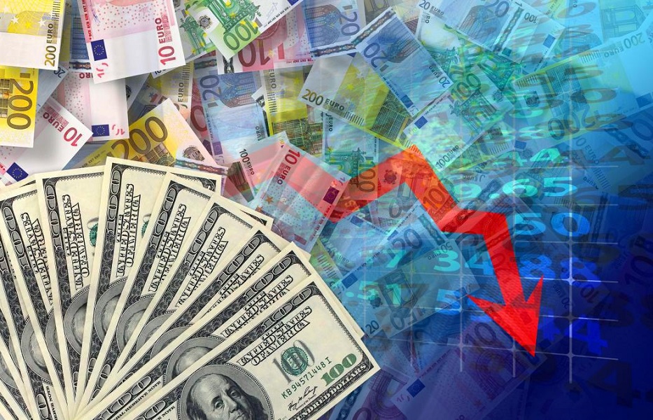 اليورو مقابل الدولار في مأزق هل سيصمد؟