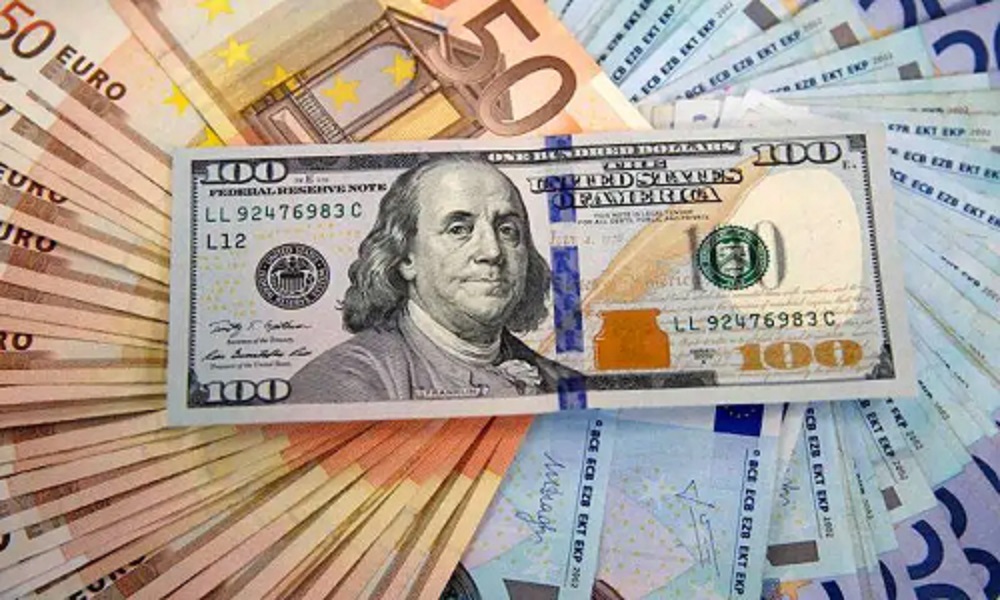 لماذا ارتفع اليورو دولار بقوة عقب صدور البيانات الأمريكية؟